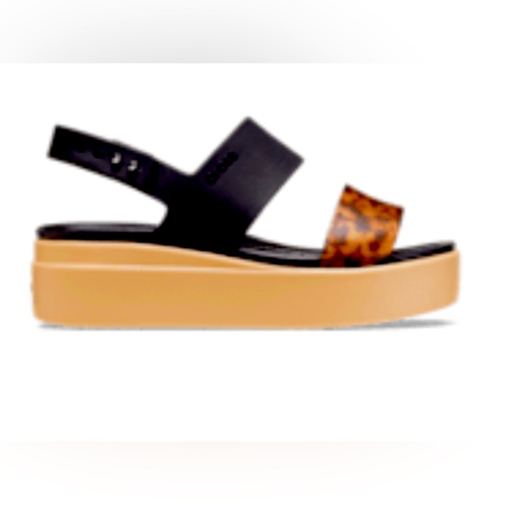 COPY - Women's Crocs Brooklyn Tortoise Low Wedge
Color: Black / Multi
Size: W8
